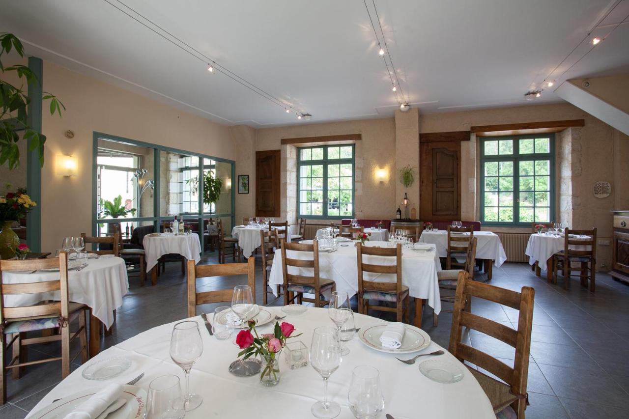 Le Lion D'Or Hotel Manzac-sur-Vern Ngoại thất bức ảnh
